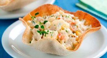 Receita de maionese de bacalhau com ovos e azeitonas.