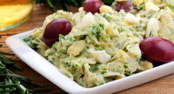 Salada de Bacalhau com Batatas e Grão-de-Bico Cozido