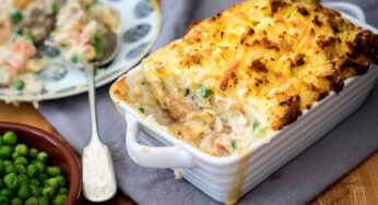 Torta de Bacalhau Gratinado com Batatas e Queijo Parmesão