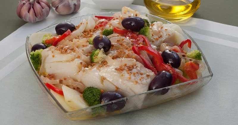 Receita de bacalhau com brócolis e alho