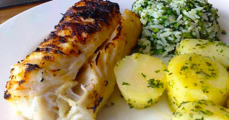 Bacalhau Grelhado com Arroz de Brócolis