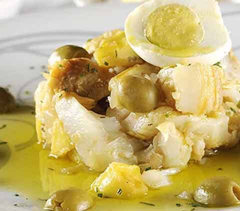 bacalhau em Lascas com Batatas e Ovos