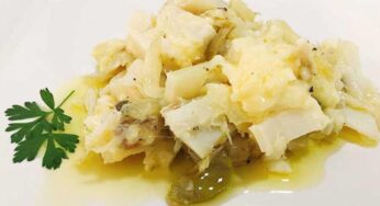 Bacalhau Gratinado com Purê de Batatas e Requeijão