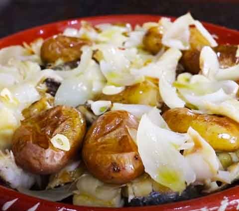 Bacalhau a Lagareiro com Batatas ao Murro