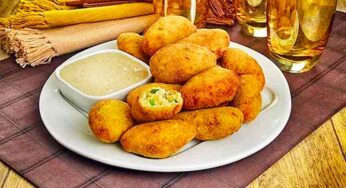 Bolinho de Bacalhau com Patê de Azeitona Preta